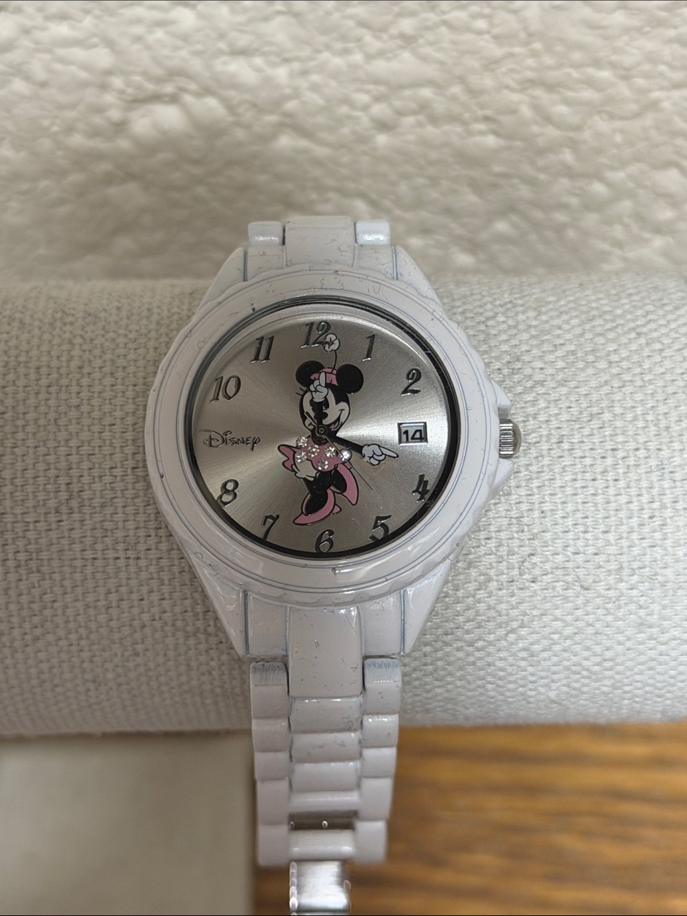 Disney White and Pink Minnie Mouse Kids Analog Watch